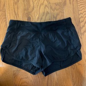 Ivivva black speedy shorts